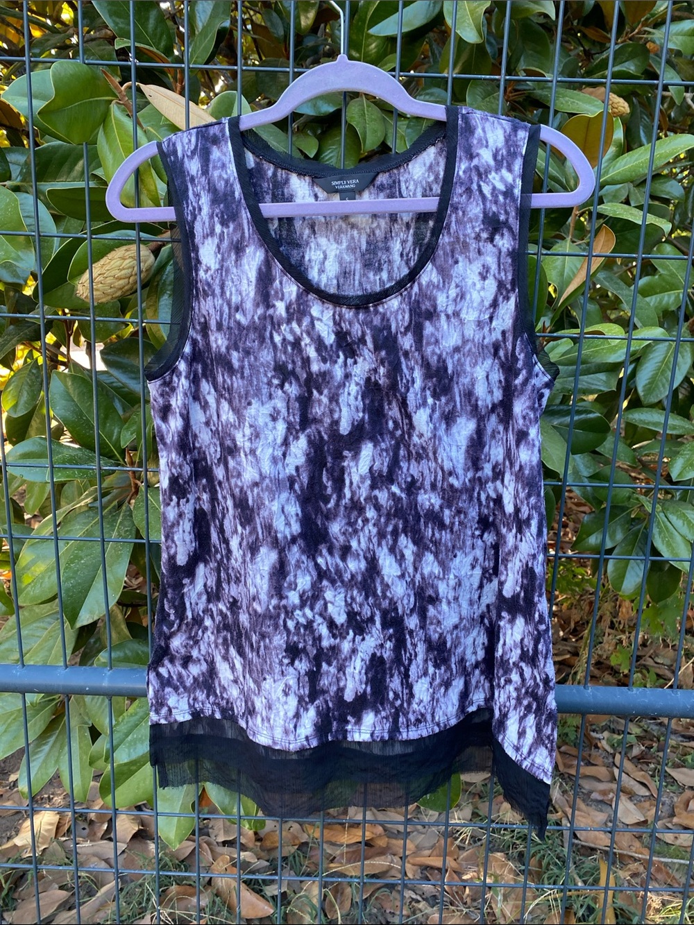 Simply Vera Small Black/White Marble-Print Sleeveless Tunic W/Sheer Hemline Trim